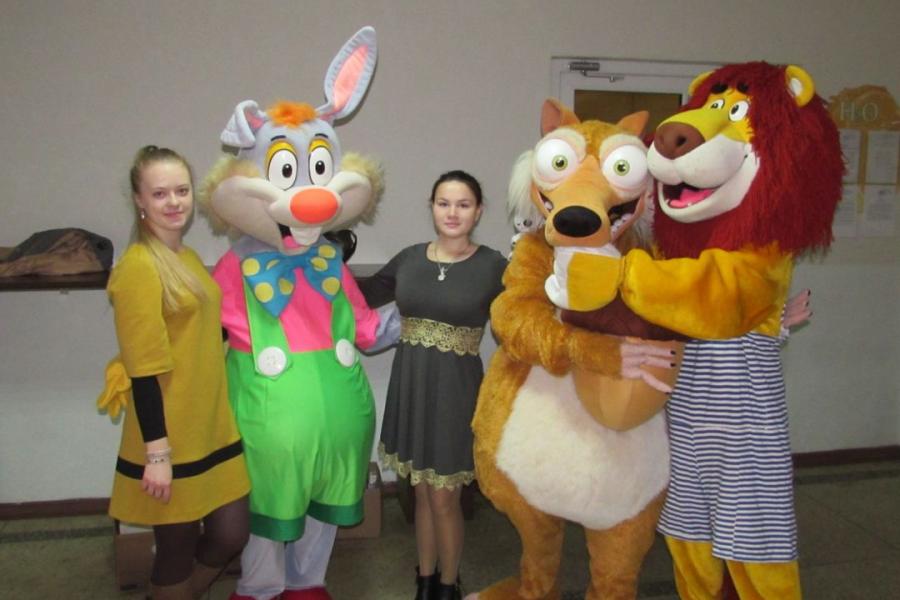 21 октября на базе средней школы № 66 г. Минска состоялось праздничное мероприятие, посвященное Покрову Пресвятой Богородицы и Дню матери. 21 октября на базе средней школы № 66 г. Минска состоялось праздничное мероприятие, посвященное Покрову Пресвятой Богородицы и Дню матери.